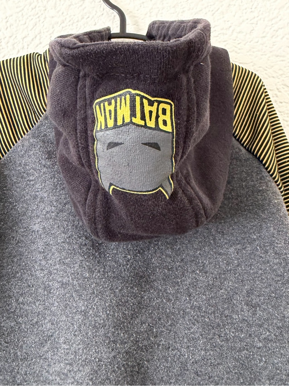 Batman Zip-Up Jacket - Picture 11 of 11